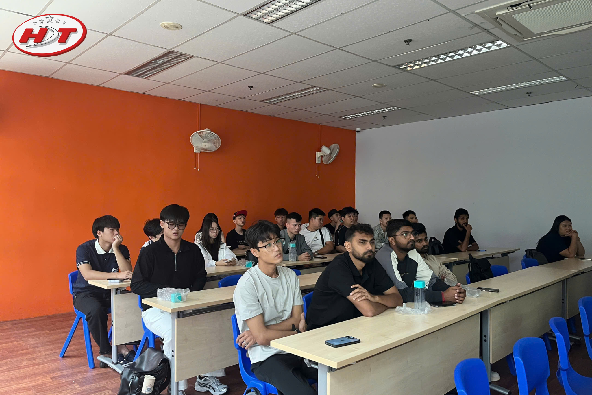 Hiệu quả tài chính khi du học Singapore cho người đi làm